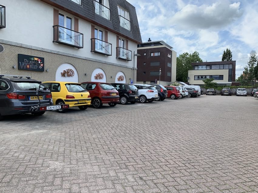 Play World casino Made naast hotel Korenbeurs