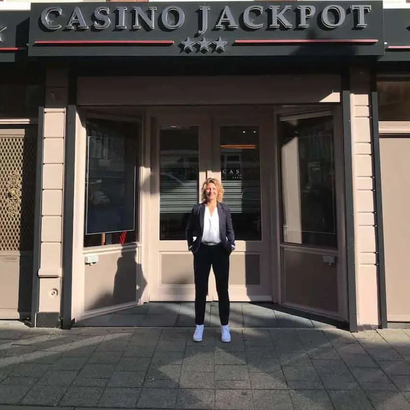 Casino Jackpot Francoise Edited