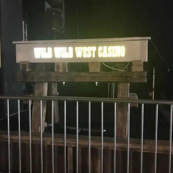 Wild Wild West Casino Logo