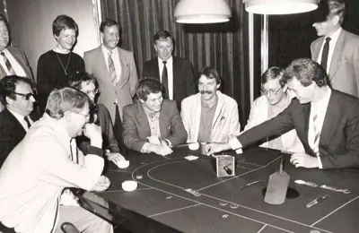 Hoofdfoto Ondergetekende Ontvangt Dam Wereldkampioenen In Scheveningen 1983