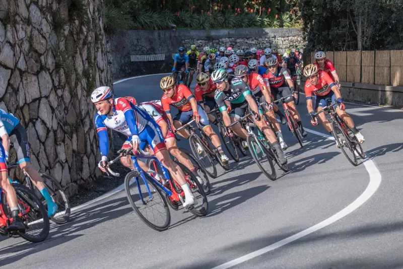 Peloton Milan San Remo 2018 Scaled
