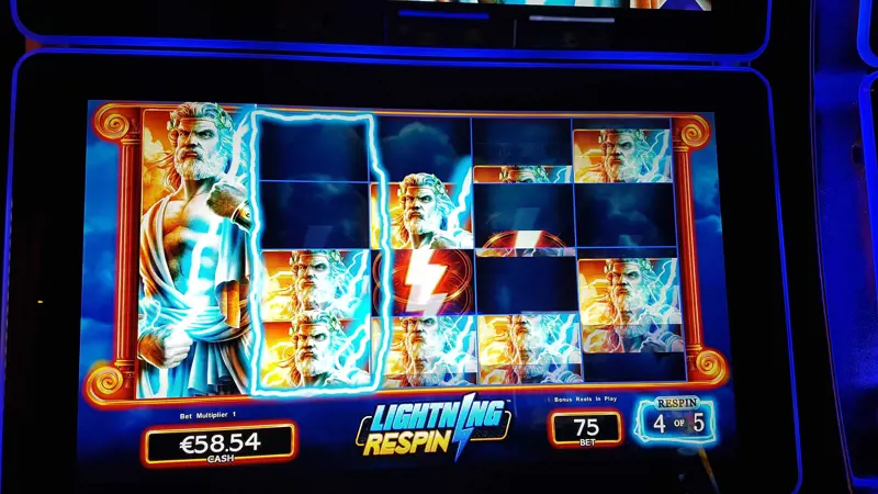 Screenshot Bonusgame Lightning Respin Zeus Gecomprimeerd