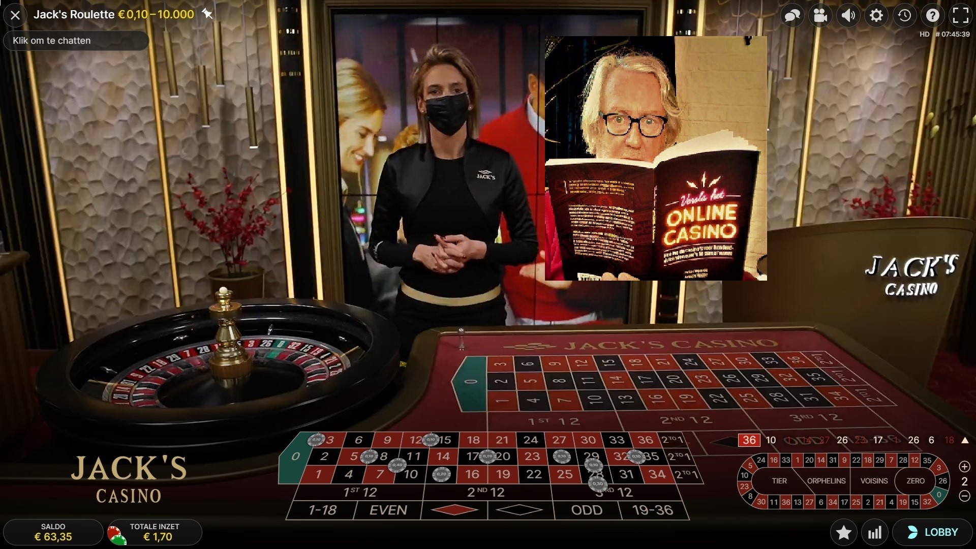 Vaste Klant Met Het Boek In De Hand